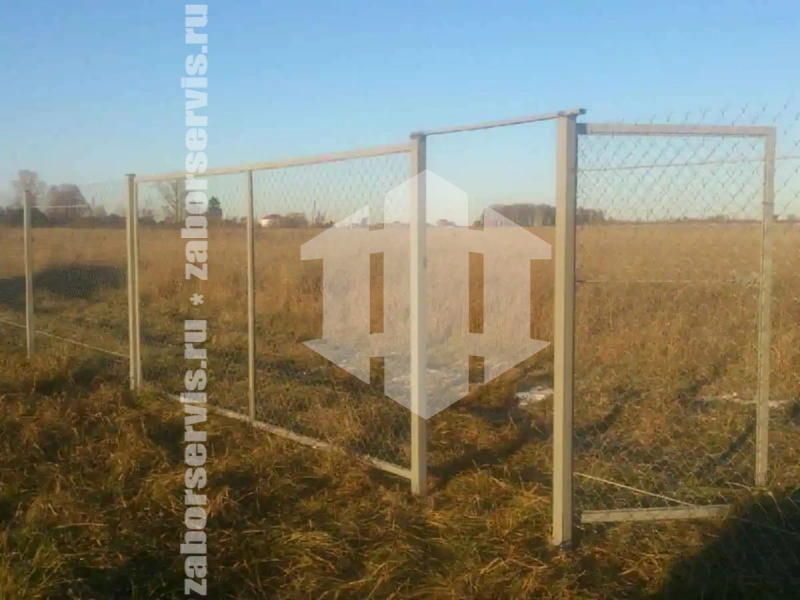 Забор из сетки рабицы с арматурой 87 метров